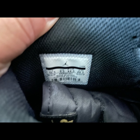 Nike Jordan Legacy 312 Black and Gold! 10.5 US - Picture 5 of 7